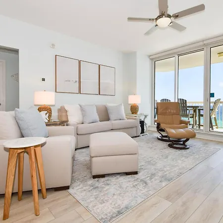 Silver Beach Towers W902